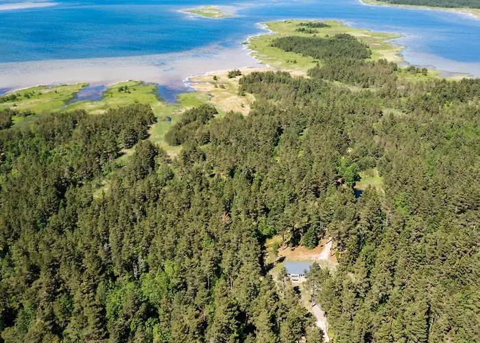 Semesterbostad Joeranna *